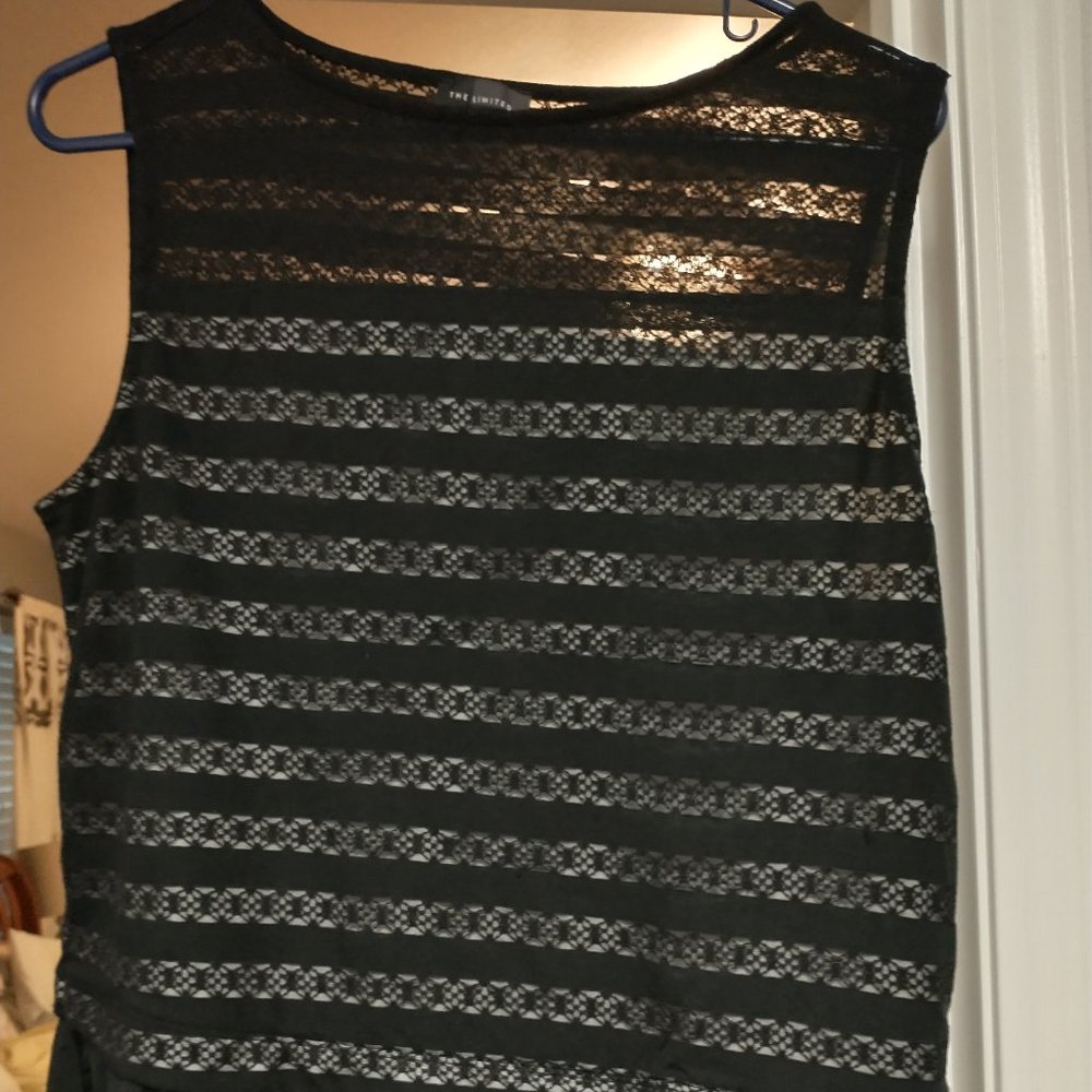 Limited Size Large black tank.